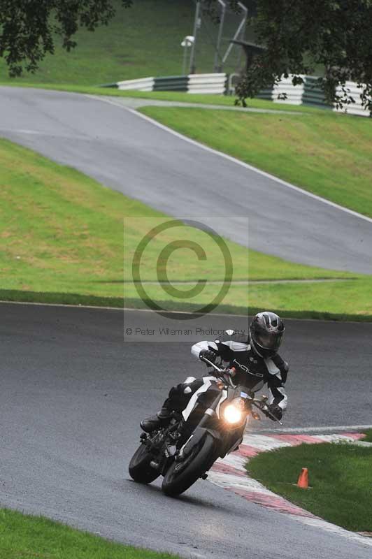 Motorcycle action photographs;Trackday digital images;cadwell;cadwell park photographs;event digital images;eventdigitalimages;motor racing louth lincolnshire;no limits trackdays;peter wileman photography;trackday;trackday photos