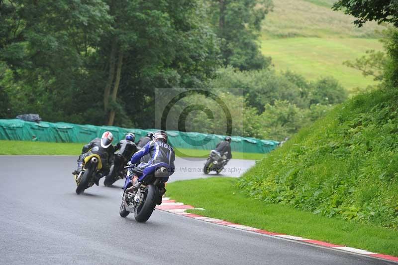 Motorcycle action photographs;Trackday digital images;cadwell;cadwell park photographs;event digital images;eventdigitalimages;motor racing louth lincolnshire;no limits trackdays;peter wileman photography;trackday;trackday photos