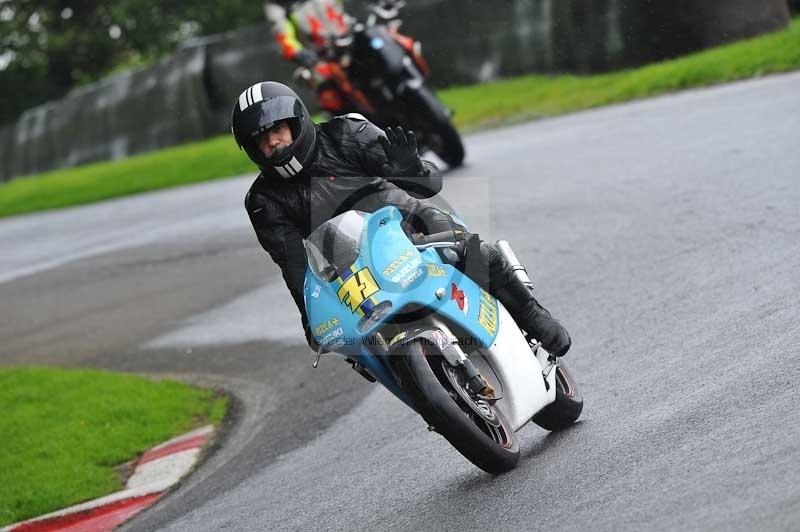 Motorcycle action photographs;Trackday digital images;cadwell;cadwell park photographs;event digital images;eventdigitalimages;motor racing louth lincolnshire;no limits trackdays;peter wileman photography;trackday;trackday photos