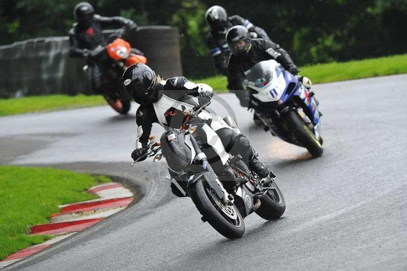 Motorcycle action photographs;Trackday digital images;cadwell;cadwell park photographs;event digital images;eventdigitalimages;motor racing louth lincolnshire;no limits trackdays;peter wileman photography;trackday;trackday photos