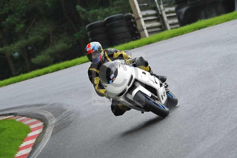 Motorcycle action photographs;Trackday digital images;cadwell;cadwell park photographs;event digital images;eventdigitalimages;motor racing louth lincolnshire;no limits trackdays;peter wileman photography;trackday;trackday photos