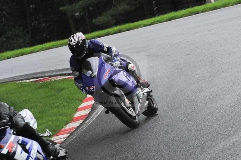 Motorcycle action photographs;Trackday digital images;cadwell;cadwell park photographs;event digital images;eventdigitalimages;motor racing louth lincolnshire;no limits trackdays;peter wileman photography;trackday;trackday photos