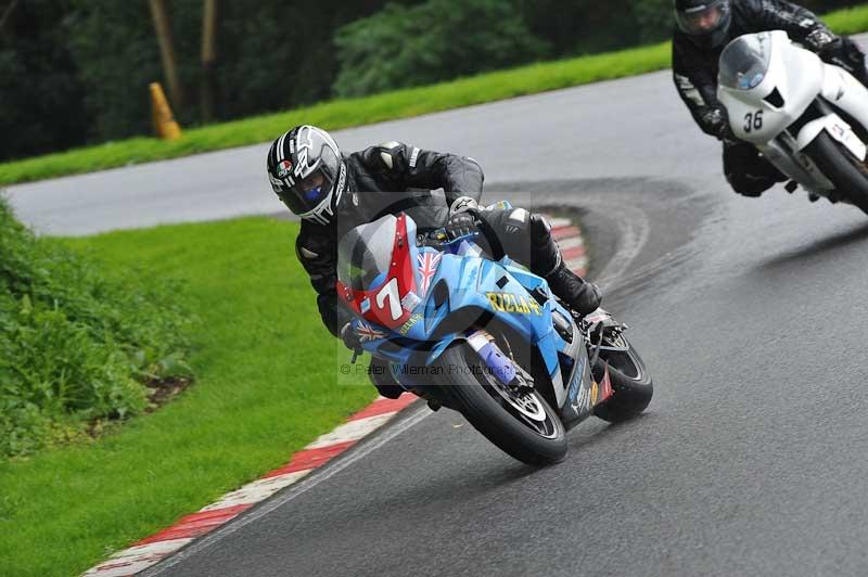 Motorcycle action photographs;Trackday digital images;cadwell;cadwell park photographs;event digital images;eventdigitalimages;motor racing louth lincolnshire;no limits trackdays;peter wileman photography;trackday;trackday photos