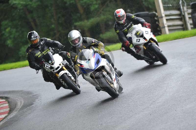 Motorcycle action photographs;Trackday digital images;cadwell;cadwell park photographs;event digital images;eventdigitalimages;motor racing louth lincolnshire;no limits trackdays;peter wileman photography;trackday;trackday photos