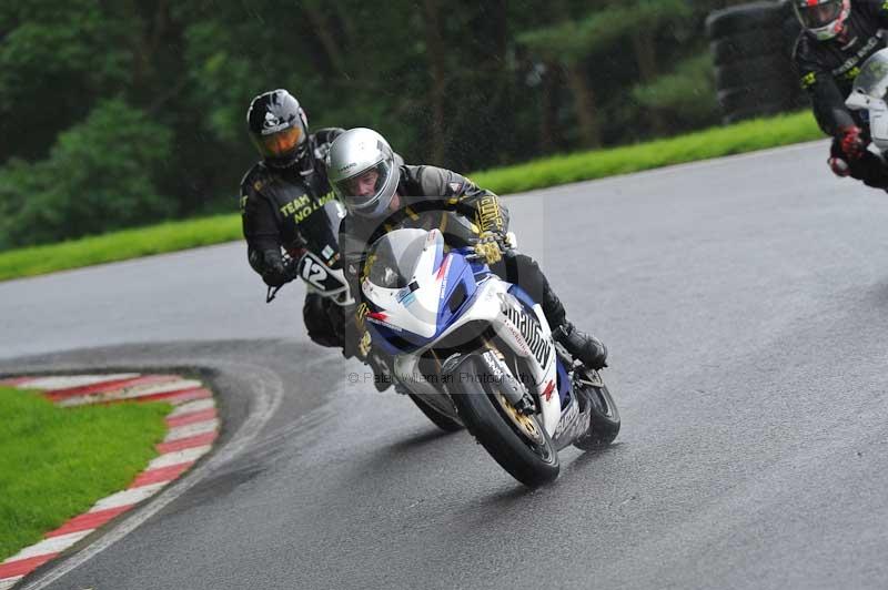 Motorcycle action photographs;Trackday digital images;cadwell;cadwell park photographs;event digital images;eventdigitalimages;motor racing louth lincolnshire;no limits trackdays;peter wileman photography;trackday;trackday photos