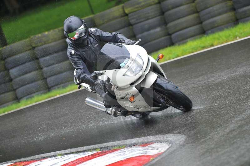 Motorcycle action photographs;Trackday digital images;cadwell;cadwell park photographs;event digital images;eventdigitalimages;motor racing louth lincolnshire;no limits trackdays;peter wileman photography;trackday;trackday photos