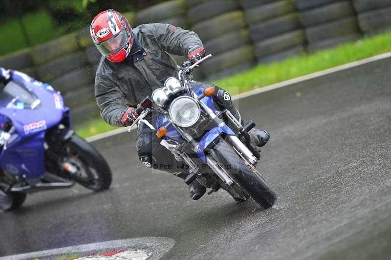 Motorcycle action photographs;Trackday digital images;cadwell;cadwell park photographs;event digital images;eventdigitalimages;motor racing louth lincolnshire;no limits trackdays;peter wileman photography;trackday;trackday photos