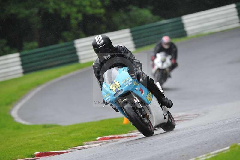 Motorcycle action photographs;Trackday digital images;cadwell;cadwell park photographs;event digital images;eventdigitalimages;motor racing louth lincolnshire;no limits trackdays;peter wileman photography;trackday;trackday photos