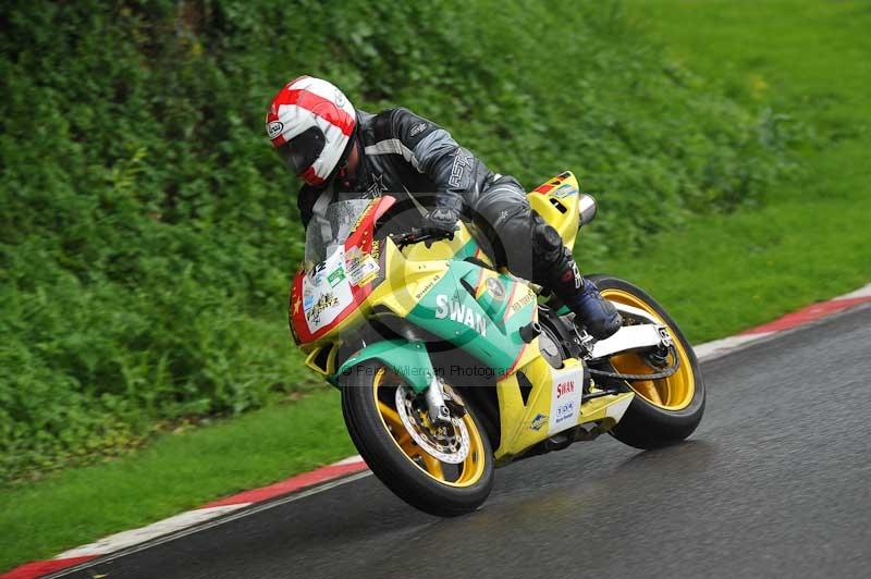 Motorcycle action photographs;Trackday digital images;cadwell;cadwell park photographs;event digital images;eventdigitalimages;motor racing louth lincolnshire;no limits trackdays;peter wileman photography;trackday;trackday photos