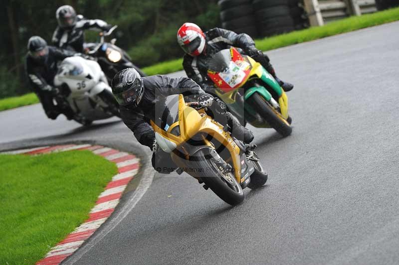 Motorcycle action photographs;Trackday digital images;cadwell;cadwell park photographs;event digital images;eventdigitalimages;motor racing louth lincolnshire;no limits trackdays;peter wileman photography;trackday;trackday photos