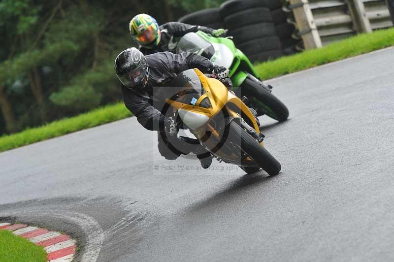 Motorcycle action photographs;Trackday digital images;cadwell;cadwell park photographs;event digital images;eventdigitalimages;motor racing louth lincolnshire;no limits trackdays;peter wileman photography;trackday;trackday photos