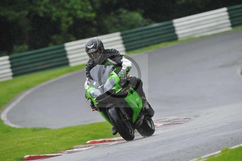 Motorcycle action photographs;Trackday digital images;cadwell;cadwell park photographs;event digital images;eventdigitalimages;motor racing louth lincolnshire;no limits trackdays;peter wileman photography;trackday;trackday photos