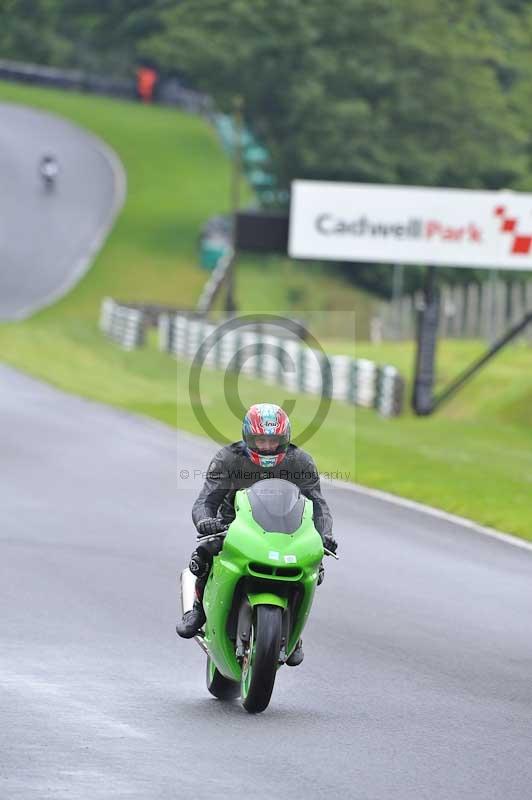 Motorcycle action photographs;Trackday digital images;cadwell;cadwell park photographs;event digital images;eventdigitalimages;motor racing louth lincolnshire;no limits trackdays;peter wileman photography;trackday;trackday photos