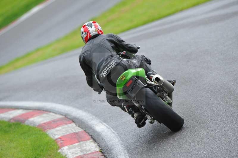 Motorcycle action photographs;Trackday digital images;cadwell;cadwell park photographs;event digital images;eventdigitalimages;motor racing louth lincolnshire;no limits trackdays;peter wileman photography;trackday;trackday photos