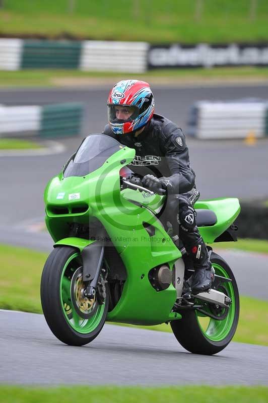 Motorcycle action photographs;Trackday digital images;cadwell;cadwell park photographs;event digital images;eventdigitalimages;motor racing louth lincolnshire;no limits trackdays;peter wileman photography;trackday;trackday photos