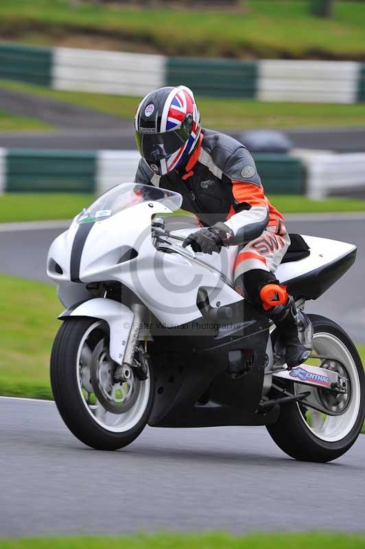 Motorcycle action photographs;Trackday digital images;cadwell;cadwell park photographs;event digital images;eventdigitalimages;motor racing louth lincolnshire;no limits trackdays;peter wileman photography;trackday;trackday photos