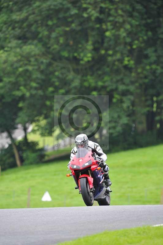 Motorcycle action photographs;Trackday digital images;cadwell;cadwell park photographs;event digital images;eventdigitalimages;motor racing louth lincolnshire;no limits trackdays;peter wileman photography;trackday;trackday photos