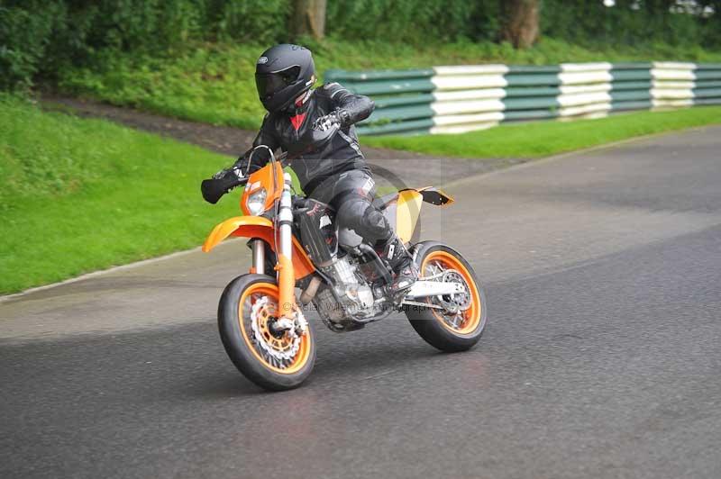 Motorcycle action photographs;Trackday digital images;cadwell;cadwell park photographs;event digital images;eventdigitalimages;motor racing louth lincolnshire;no limits trackdays;peter wileman photography;trackday;trackday photos