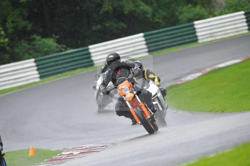 Motorcycle action photographs;Trackday digital images;cadwell;cadwell park photographs;event digital images;eventdigitalimages;motor racing louth lincolnshire;no limits trackdays;peter wileman photography;trackday;trackday photos