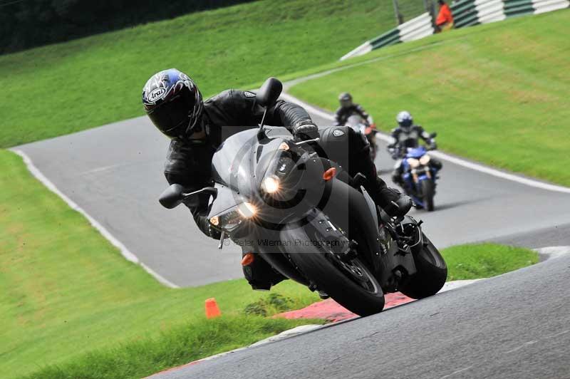 Motorcycle action photographs;Trackday digital images;cadwell;cadwell park photographs;event digital images;eventdigitalimages;motor racing louth lincolnshire;no limits trackdays;peter wileman photography;trackday;trackday photos