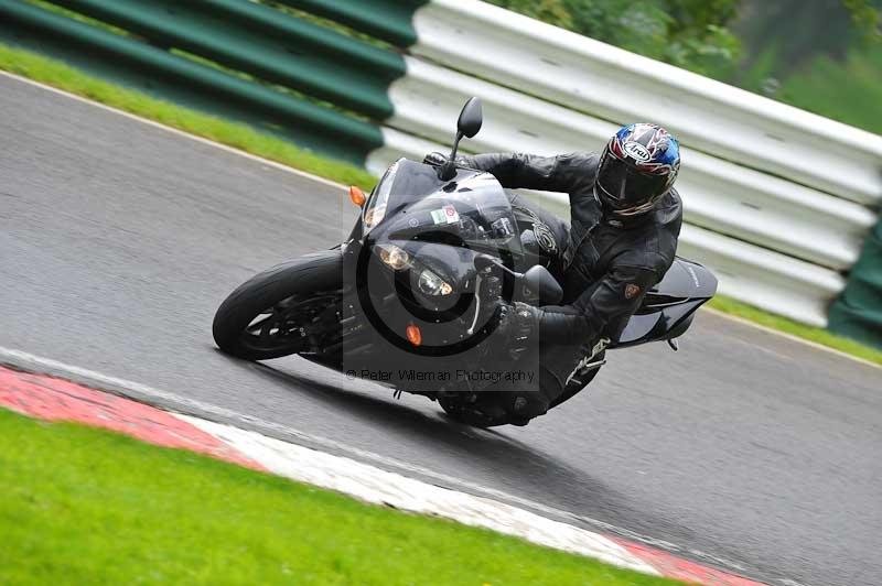 Motorcycle action photographs;Trackday digital images;cadwell;cadwell park photographs;event digital images;eventdigitalimages;motor racing louth lincolnshire;no limits trackdays;peter wileman photography;trackday;trackday photos