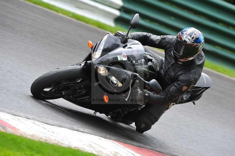 Motorcycle action photographs;Trackday digital images;cadwell;cadwell park photographs;event digital images;eventdigitalimages;motor racing louth lincolnshire;no limits trackdays;peter wileman photography;trackday;trackday photos