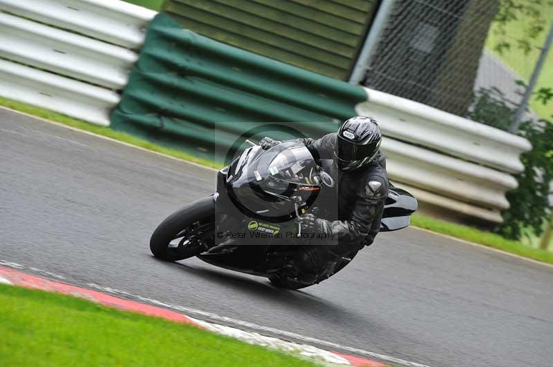 Motorcycle action photographs;Trackday digital images;cadwell;cadwell park photographs;event digital images;eventdigitalimages;motor racing louth lincolnshire;no limits trackdays;peter wileman photography;trackday;trackday photos