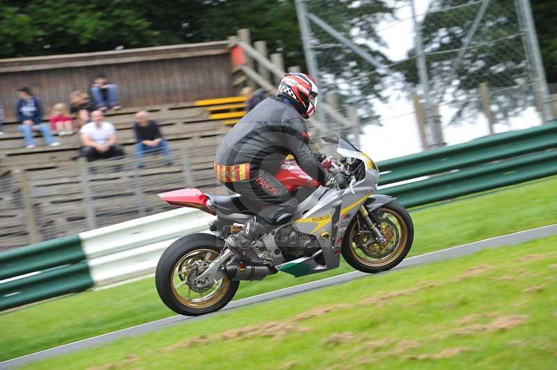 Motorcycle action photographs;Trackday digital images;cadwell;cadwell park photographs;event digital images;eventdigitalimages;motor racing louth lincolnshire;no limits trackdays;peter wileman photography;trackday;trackday photos