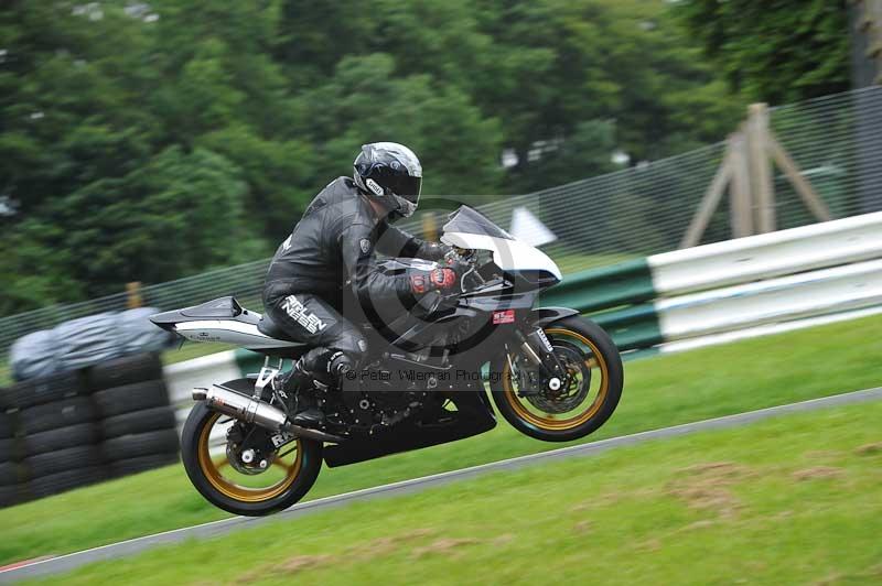 Motorcycle action photographs;Trackday digital images;cadwell;cadwell park photographs;event digital images;eventdigitalimages;motor racing louth lincolnshire;no limits trackdays;peter wileman photography;trackday;trackday photos