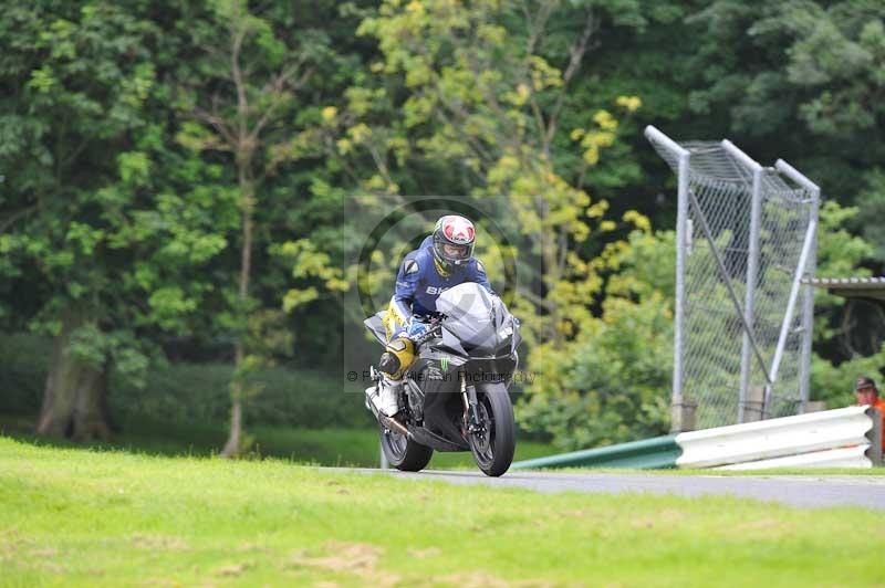 Motorcycle action photographs;Trackday digital images;cadwell;cadwell park photographs;event digital images;eventdigitalimages;motor racing louth lincolnshire;no limits trackdays;peter wileman photography;trackday;trackday photos