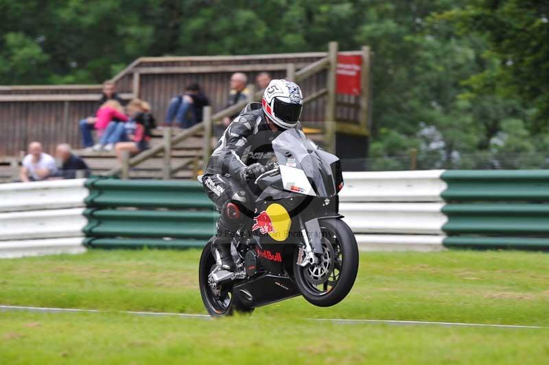 Motorcycle action photographs;Trackday digital images;cadwell;cadwell park photographs;event digital images;eventdigitalimages;motor racing louth lincolnshire;no limits trackdays;peter wileman photography;trackday;trackday photos