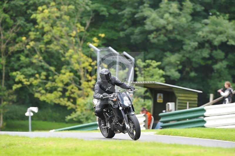 Motorcycle action photographs;Trackday digital images;cadwell;cadwell park photographs;event digital images;eventdigitalimages;motor racing louth lincolnshire;no limits trackdays;peter wileman photography;trackday;trackday photos