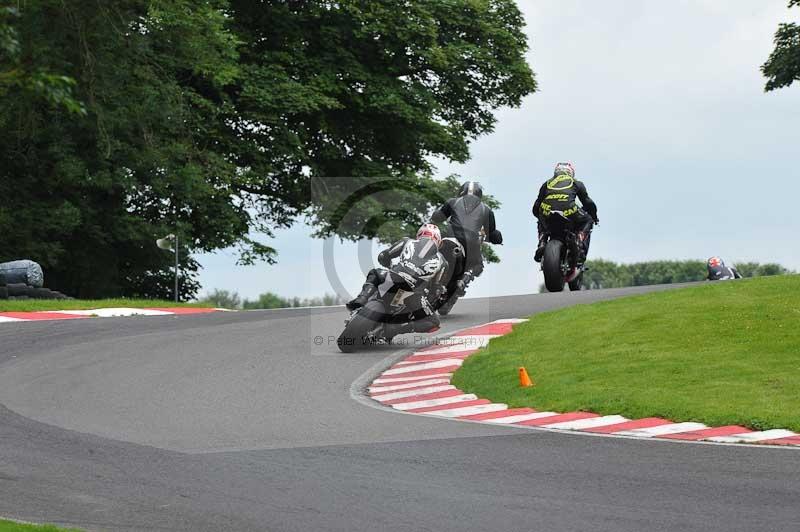 Motorcycle action photographs;Trackday digital images;cadwell;cadwell park photographs;event digital images;eventdigitalimages;motor racing louth lincolnshire;no limits trackdays;peter wileman photography;trackday;trackday photos