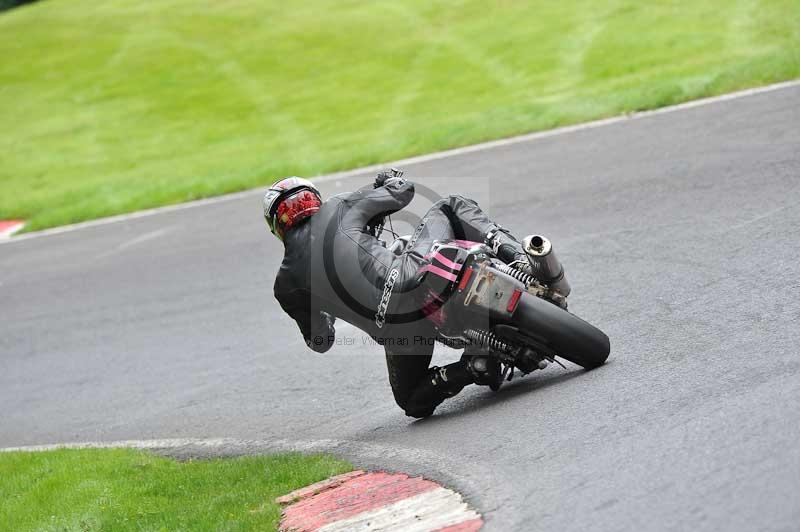 Motorcycle action photographs;Trackday digital images;cadwell;cadwell park photographs;event digital images;eventdigitalimages;motor racing louth lincolnshire;no limits trackdays;peter wileman photography;trackday;trackday photos