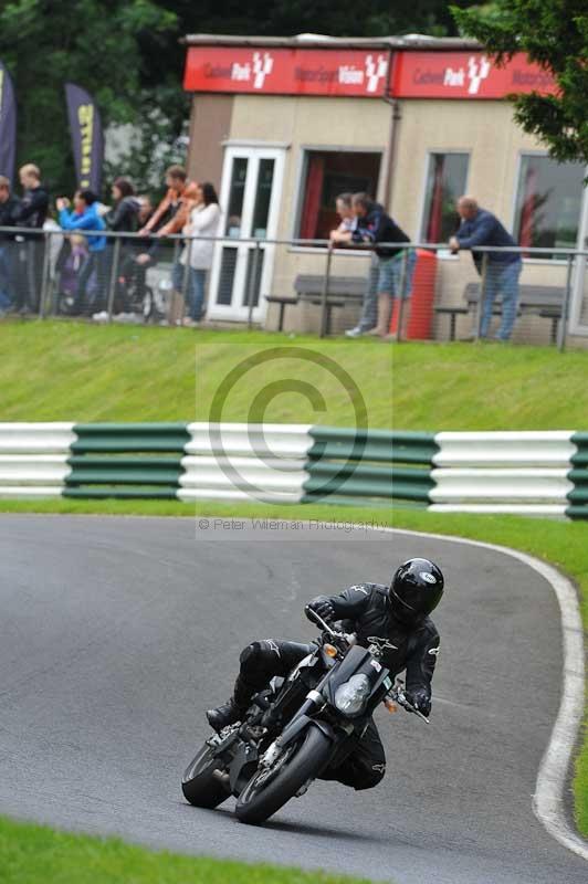 Motorcycle action photographs;Trackday digital images;cadwell;cadwell park photographs;event digital images;eventdigitalimages;motor racing louth lincolnshire;no limits trackdays;peter wileman photography;trackday;trackday photos