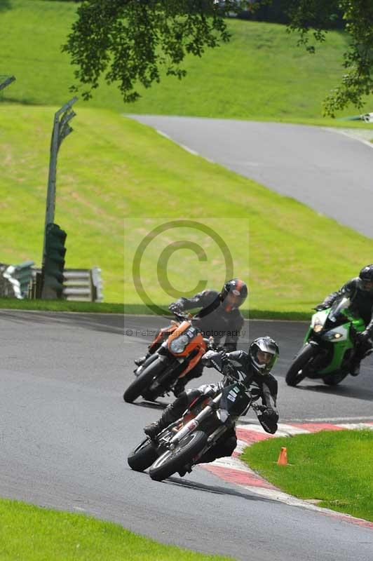 Motorcycle action photographs;Trackday digital images;cadwell;cadwell park photographs;event digital images;eventdigitalimages;motor racing louth lincolnshire;no limits trackdays;peter wileman photography;trackday;trackday photos