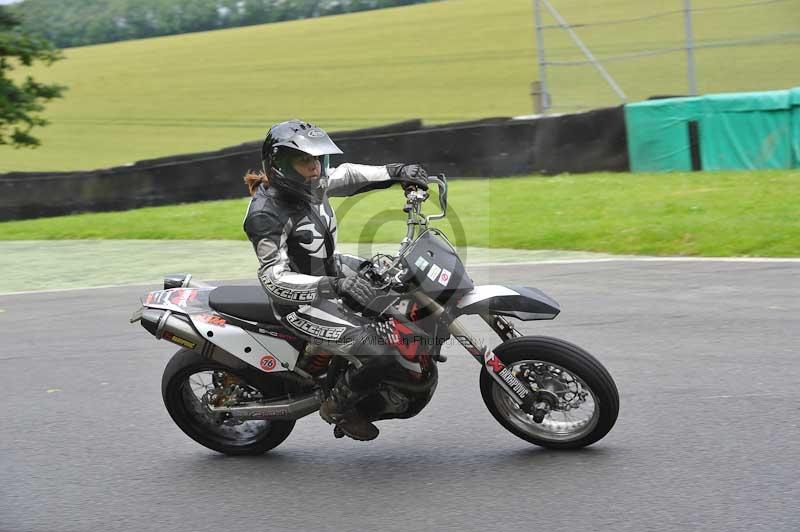 Motorcycle action photographs;Trackday digital images;cadwell;cadwell park photographs;event digital images;eventdigitalimages;motor racing louth lincolnshire;no limits trackdays;peter wileman photography;trackday;trackday photos