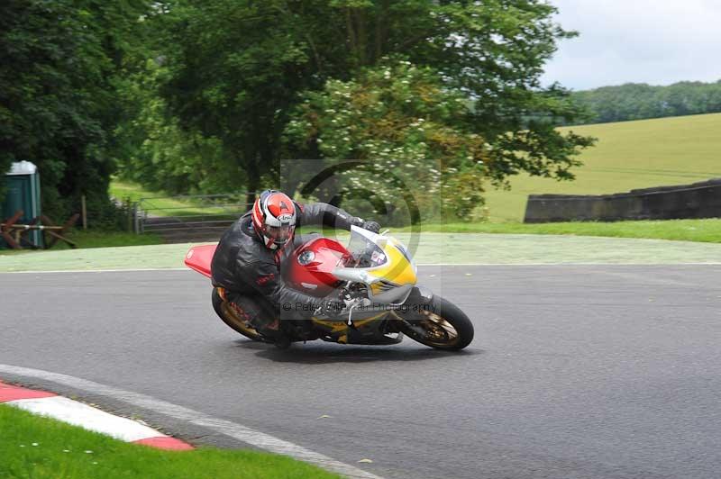 Motorcycle action photographs;Trackday digital images;cadwell;cadwell park photographs;event digital images;eventdigitalimages;motor racing louth lincolnshire;no limits trackdays;peter wileman photography;trackday;trackday photos