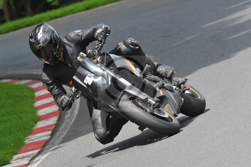 Motorcycle action photographs;Trackday digital images;cadwell;cadwell park photographs;event digital images;eventdigitalimages;motor racing louth lincolnshire;no limits trackdays;peter wileman photography;trackday;trackday photos