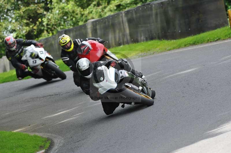 Motorcycle action photographs;Trackday digital images;cadwell;cadwell park photographs;event digital images;eventdigitalimages;motor racing louth lincolnshire;no limits trackdays;peter wileman photography;trackday;trackday photos