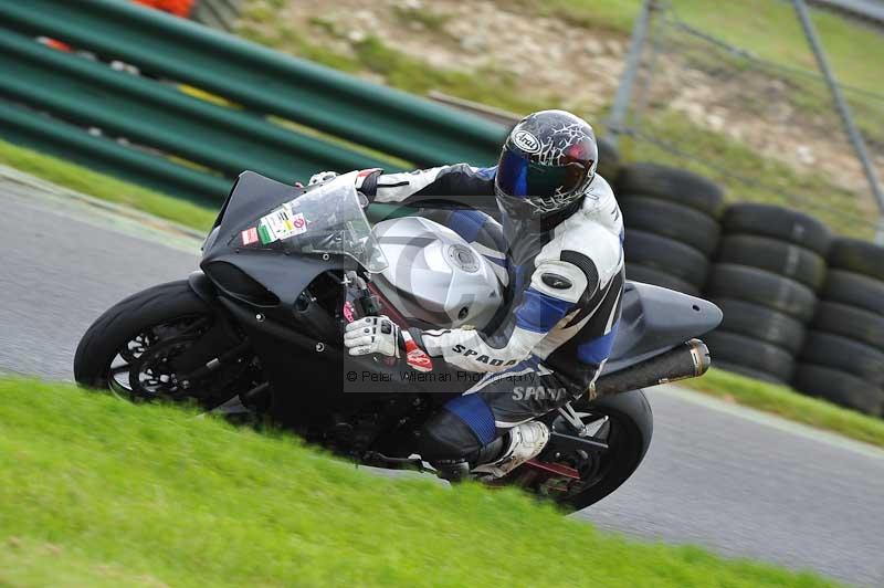 Motorcycle action photographs;Trackday digital images;cadwell;cadwell park photographs;event digital images;eventdigitalimages;motor racing louth lincolnshire;no limits trackdays;peter wileman photography;trackday;trackday photos