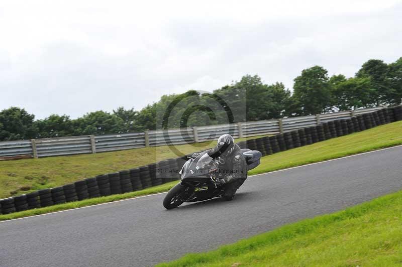 Motorcycle action photographs;Trackday digital images;cadwell;cadwell park photographs;event digital images;eventdigitalimages;motor racing louth lincolnshire;no limits trackdays;peter wileman photography;trackday;trackday photos