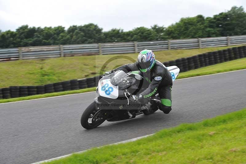 Motorcycle action photographs;Trackday digital images;cadwell;cadwell park photographs;event digital images;eventdigitalimages;motor racing louth lincolnshire;no limits trackdays;peter wileman photography;trackday;trackday photos