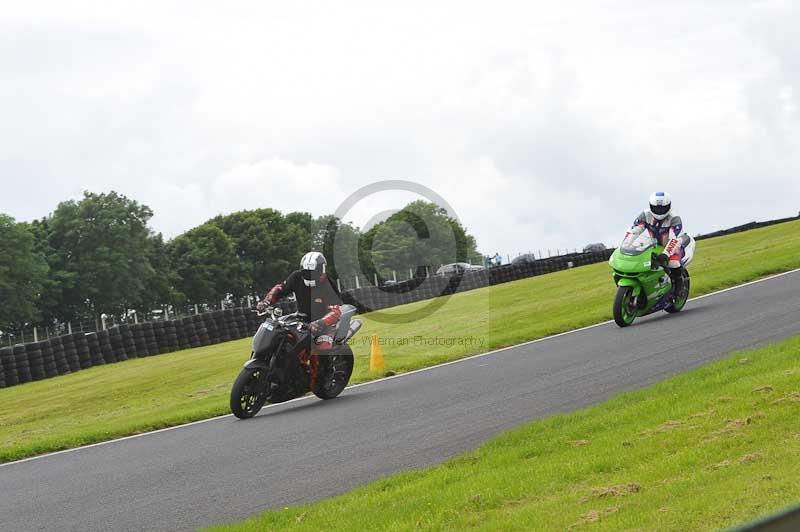 Motorcycle action photographs;Trackday digital images;cadwell;cadwell park photographs;event digital images;eventdigitalimages;motor racing louth lincolnshire;no limits trackdays;peter wileman photography;trackday;trackday photos