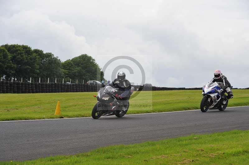 Motorcycle action photographs;Trackday digital images;cadwell;cadwell park photographs;event digital images;eventdigitalimages;motor racing louth lincolnshire;no limits trackdays;peter wileman photography;trackday;trackday photos