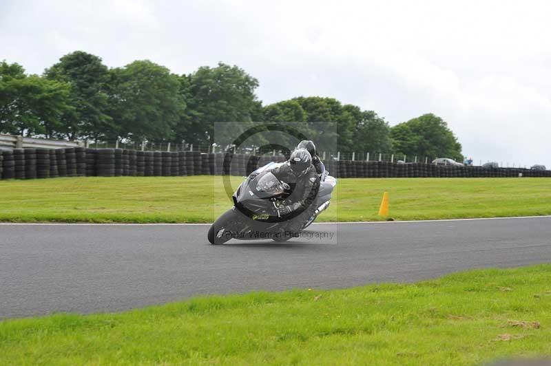 Motorcycle action photographs;Trackday digital images;cadwell;cadwell park photographs;event digital images;eventdigitalimages;motor racing louth lincolnshire;no limits trackdays;peter wileman photography;trackday;trackday photos