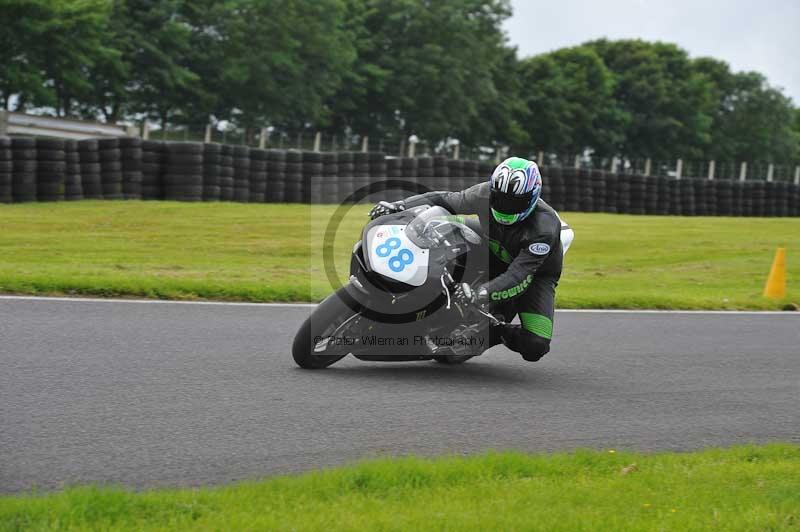 Motorcycle action photographs;Trackday digital images;cadwell;cadwell park photographs;event digital images;eventdigitalimages;motor racing louth lincolnshire;no limits trackdays;peter wileman photography;trackday;trackday photos