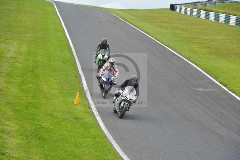 Motorcycle action photographs;Trackday digital images;cadwell;cadwell park photographs;event digital images;eventdigitalimages;motor racing louth lincolnshire;no limits trackdays;peter wileman photography;trackday;trackday photos