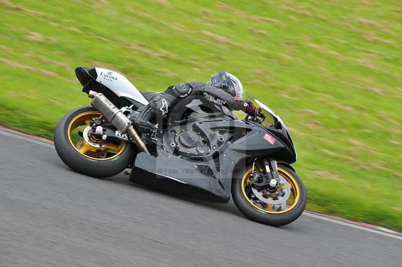 Motorcycle action photographs;Trackday digital images;cadwell;cadwell park photographs;event digital images;eventdigitalimages;motor racing louth lincolnshire;no limits trackdays;peter wileman photography;trackday;trackday photos