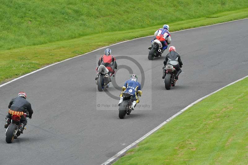 Motorcycle action photographs;Trackday digital images;cadwell;cadwell park photographs;event digital images;eventdigitalimages;motor racing louth lincolnshire;no limits trackdays;peter wileman photography;trackday;trackday photos